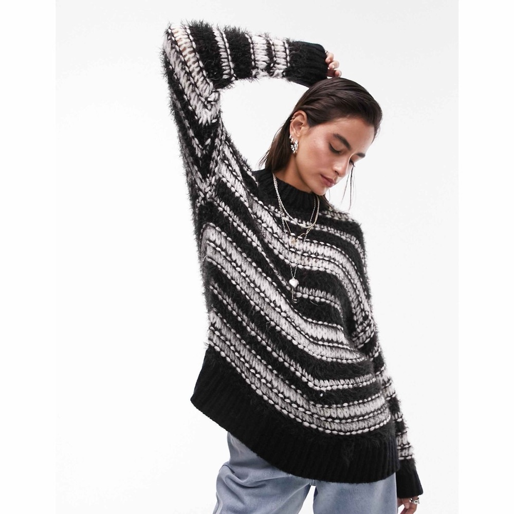 TOPSHOP ☆ Soft & Fuzzy Knitted Pullover Sweater ☆ NWT $82.00